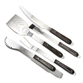 outils de BBQ personnalisés par épaisseur de 2.5mm, ensemble de gril de barbecue avec la poignée en bois de la meilleure qualité