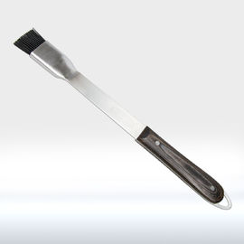 outils de BBQ personnalisés par épaisseur de 2.5mm, ensemble de gril de barbecue avec la poignée en bois de la meilleure qualité