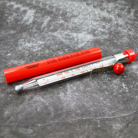Le thermomètre de cuisson rouge pour cuire, instant a indiqué la sécurité élevée de thermomètre de cuisine